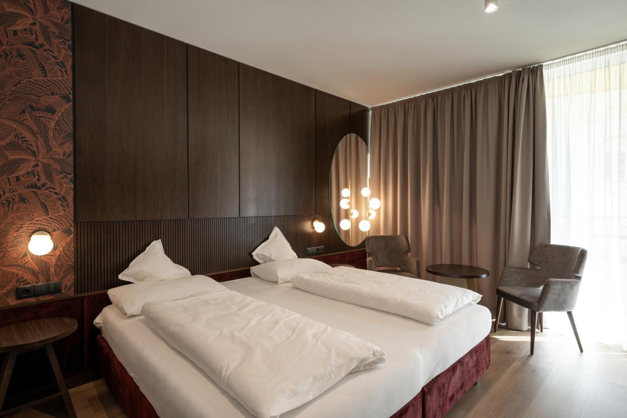 Dominik Alpine City Wellness Hotel - Adults Only Bressanone Dış mekan fotoğraf